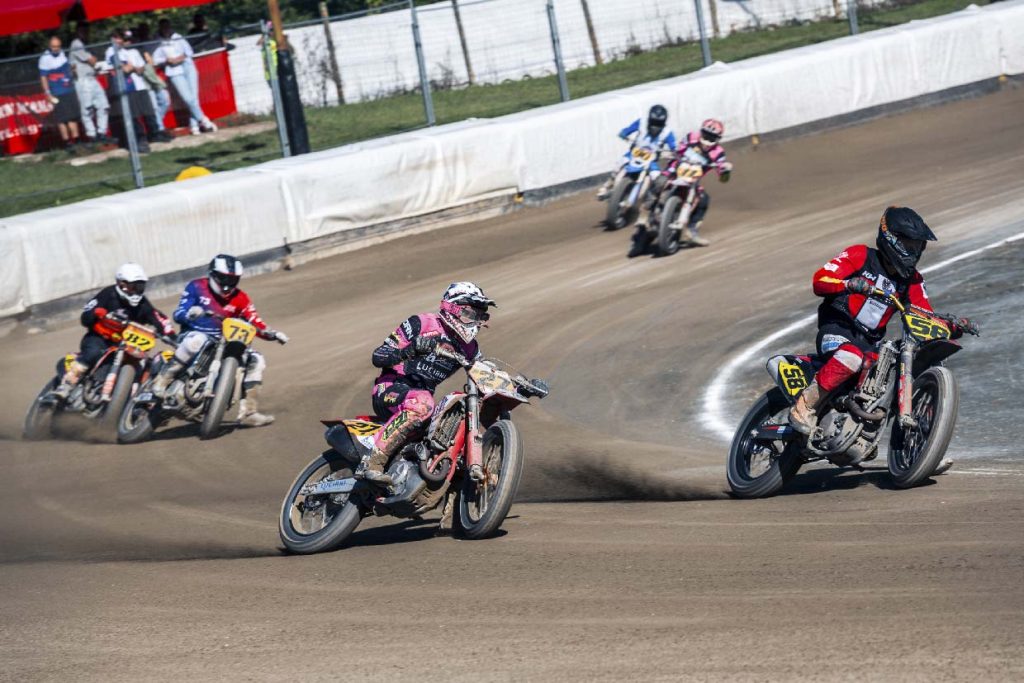 Ultima gara mondiale flat-track, Halbert e VFR Racing si giocano il titolo in Ungheria