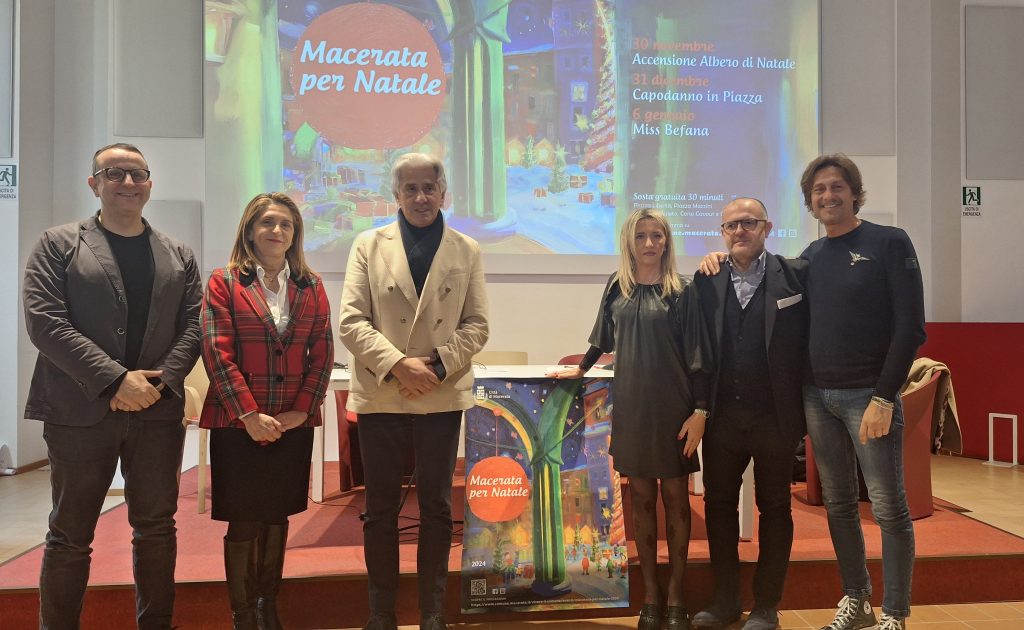 Macerata per Natale accende il 30 novembre luci e pista del ghiaccio in piazza, ecco gli appuntamenti