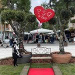 Porto San Giorgio si colora per San Valentino, area selfie in piazza Matteotti